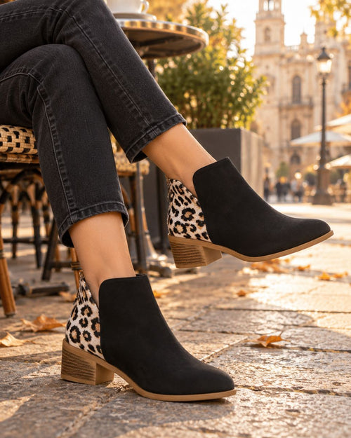 Botines negros con detalle de leopardo